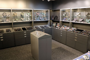 Unser Empfangsraum: Mineralien, Steinobjekte, Steinschmuck